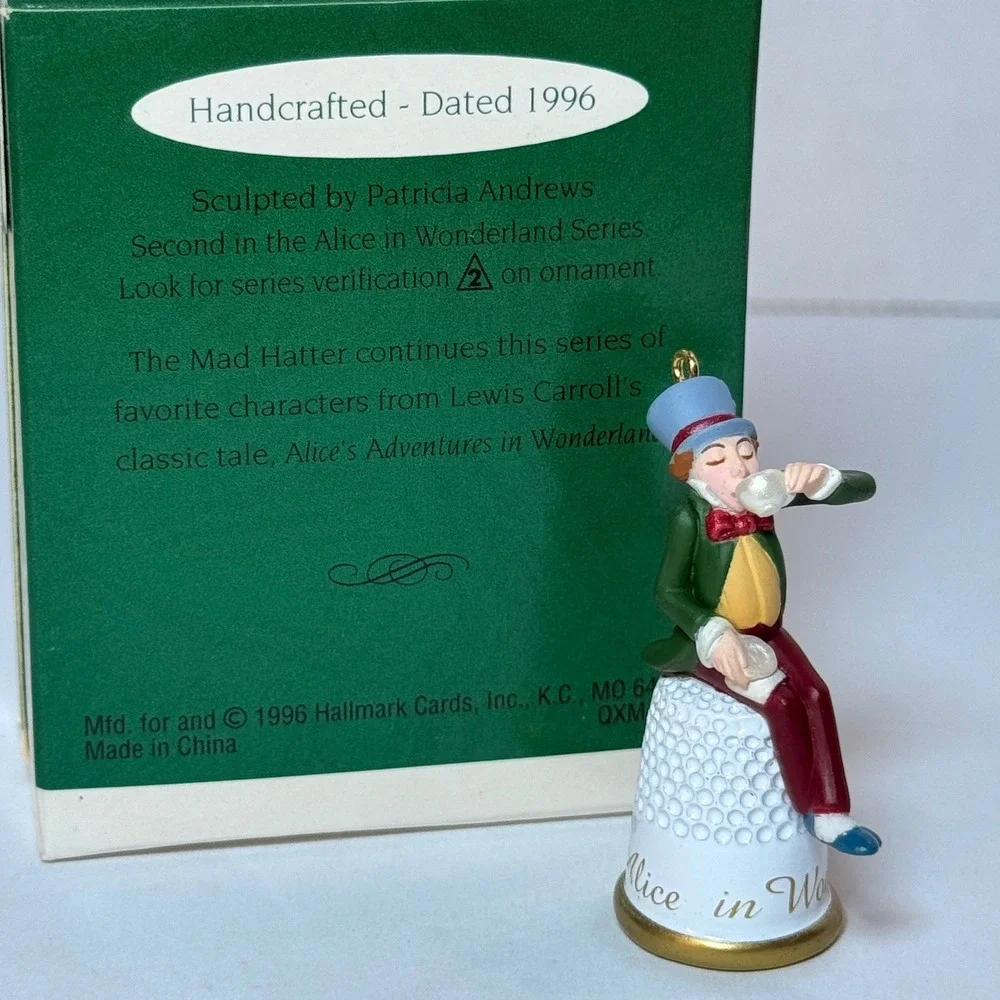 Hallmark Keepsake Ornament 1996 Mad Hatter Alice in Wonderland Series 2 QXM4264